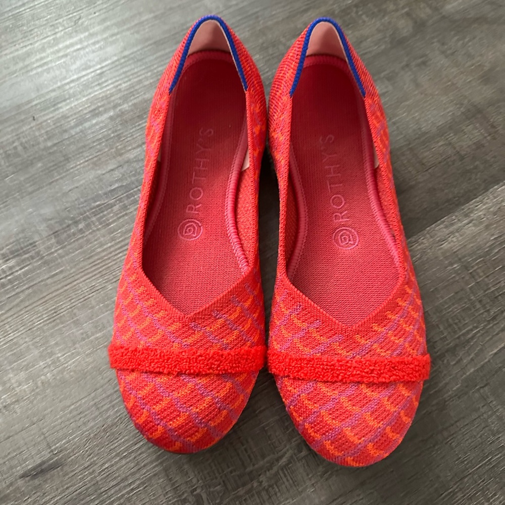 NWOT - Rothy's The Flat Shoes Grid Loafers in Pomegranate Size 8